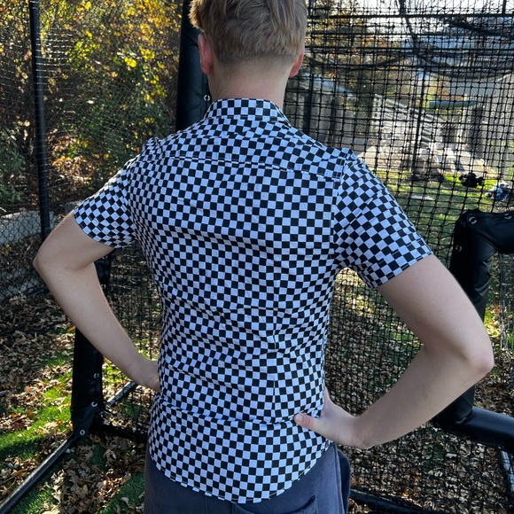 G BY GUESS MEN FINISH LINE CAR RACING FLAG BUTTON DOWN SHIRT CHECKERE CHECK STUD - Picture 13 of 16